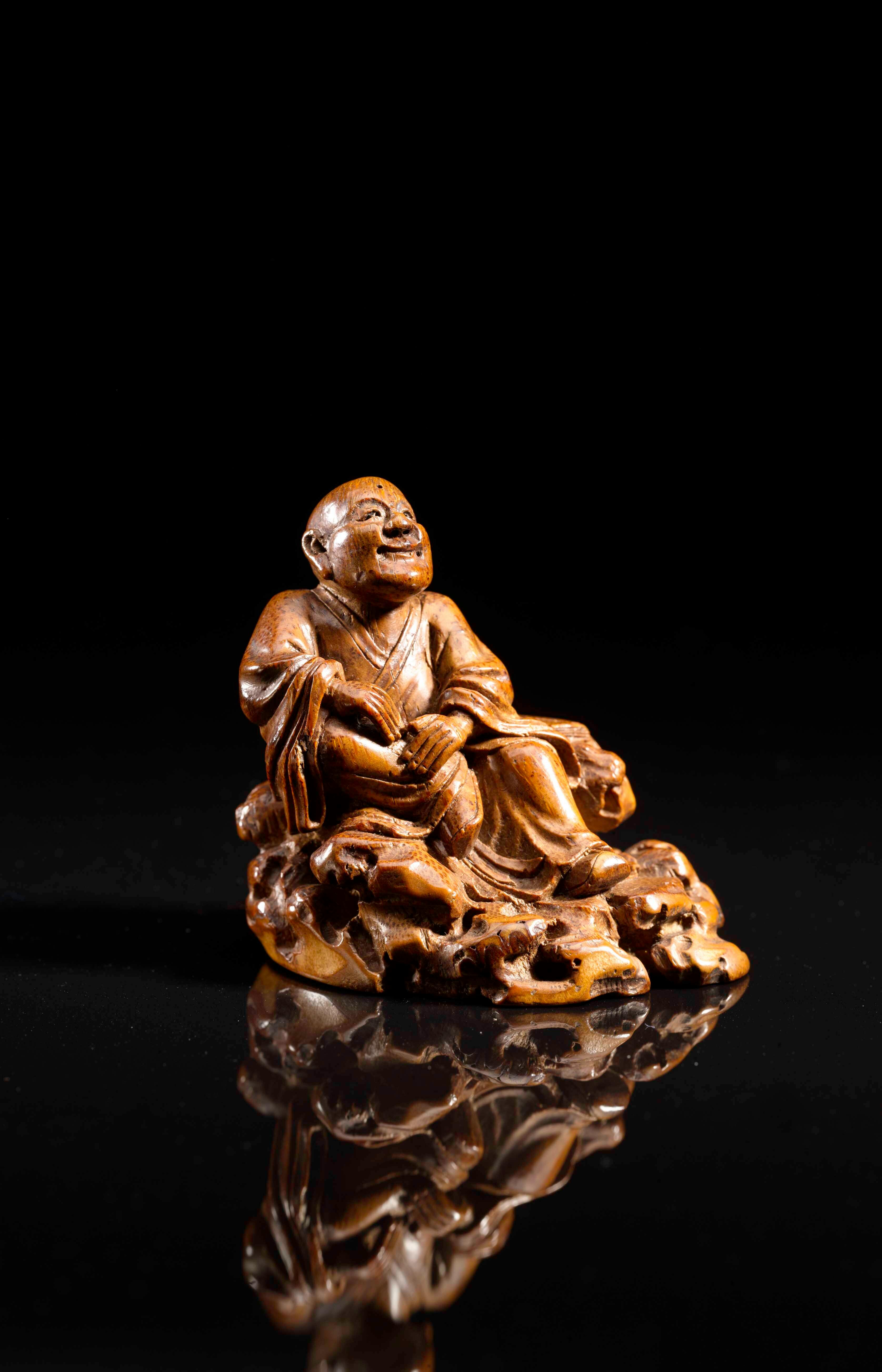 Bambuswurzel-Statuette eines Arhat mit der Marke Tianzhang © Shanghai Museum
