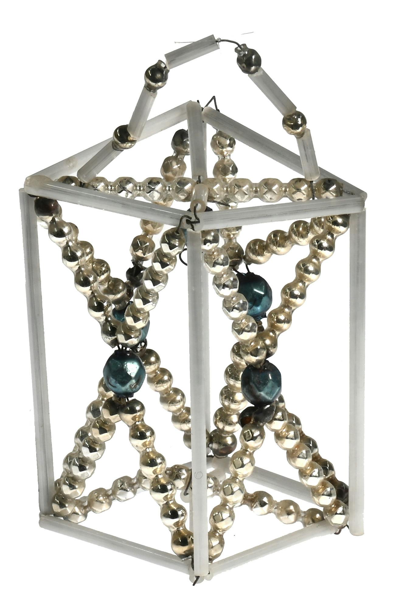 Laterne als Christbaumschmuck aus Gablonzer Glas Liechtensteinisches LandesMuseum, Foto: Sven Beham