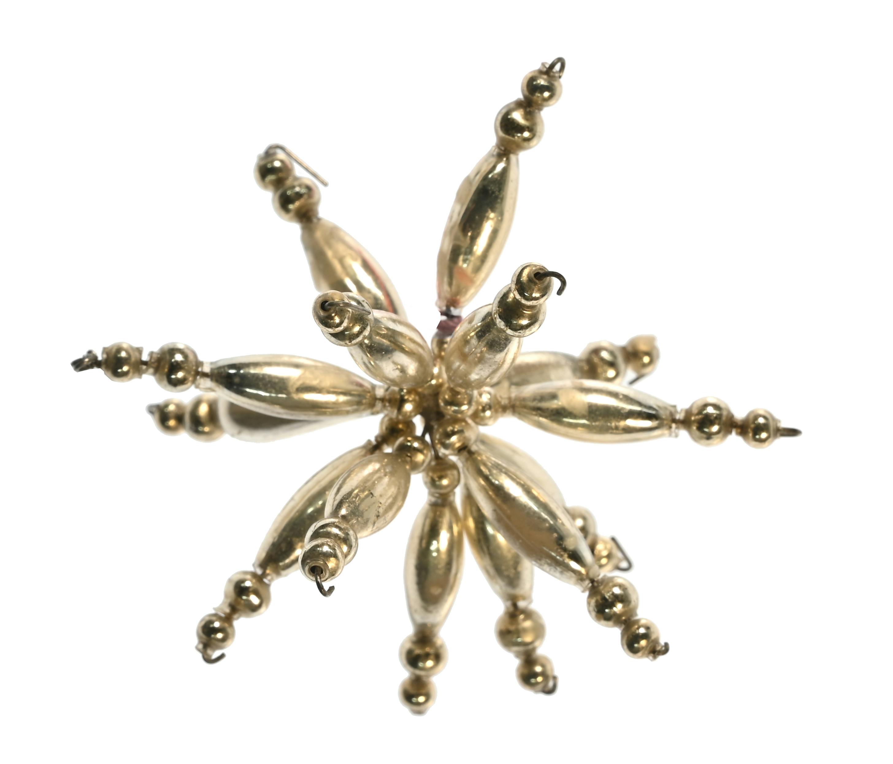 Stern als Christbaumschmuck aus Gablonzer Glasperlen Liechtensteinisches LandesMuseum, Foto: Sven Beham