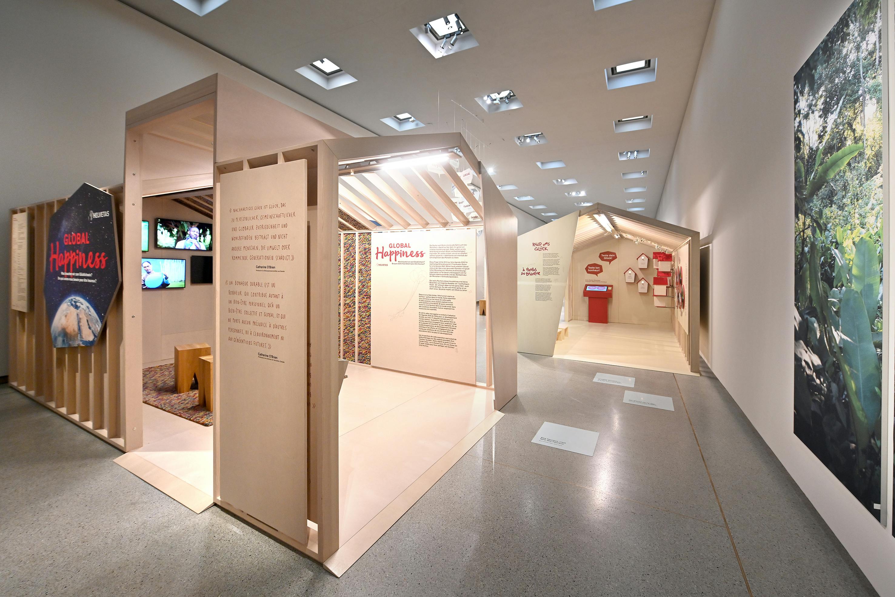 Blick in die Ausstellung 