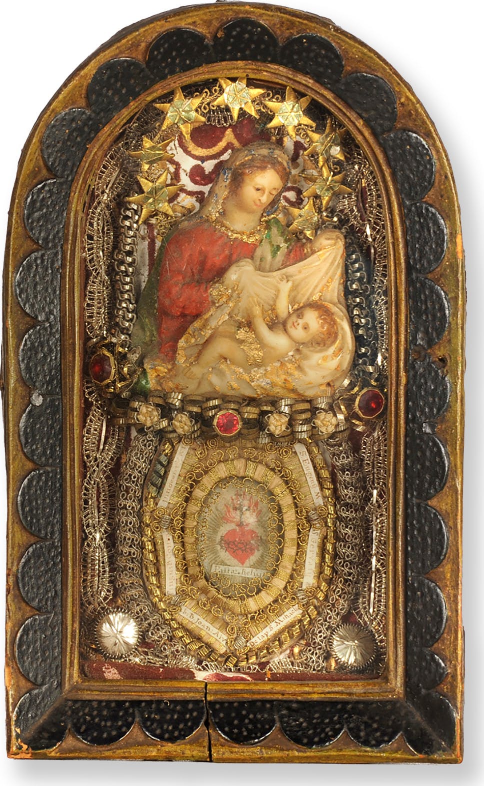 Maria mit Kind, Klosterarbeit mit Reliquien, 19.5 x 11.8 x 4.3 cm, Herkunft unbekannt, wohl frühes 19. Jh.