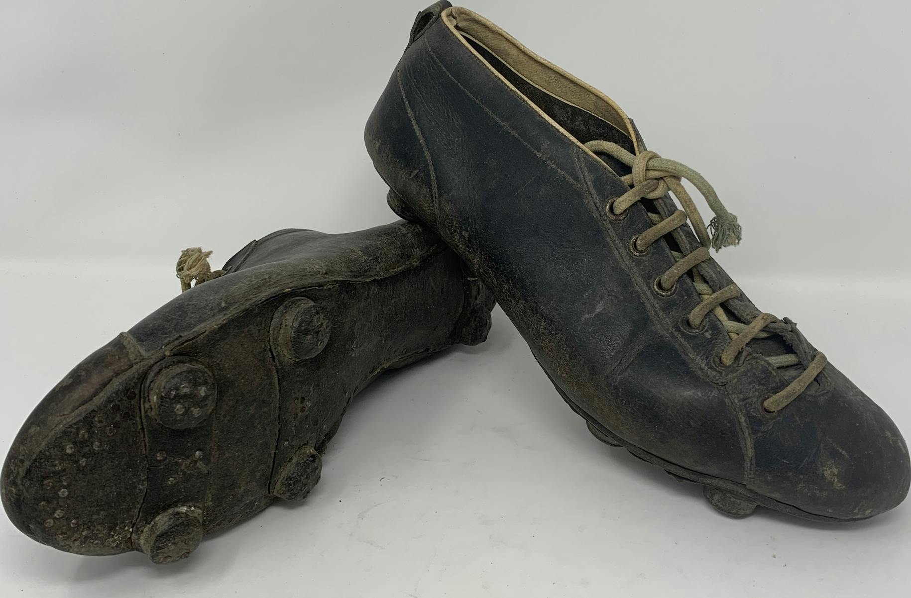 Handcrafted Soccer’s Shoes from FIFA World Cup France 1938, 1930 - 1940, H. max 11 cm; L. 28,5 x 9,5 cm