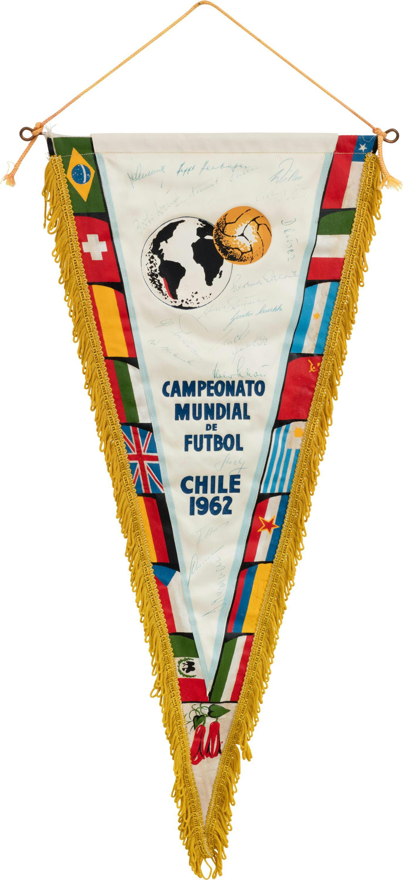 World Cup 1962. Official Pennant signed by the German team © FIFA Museum, Zürich