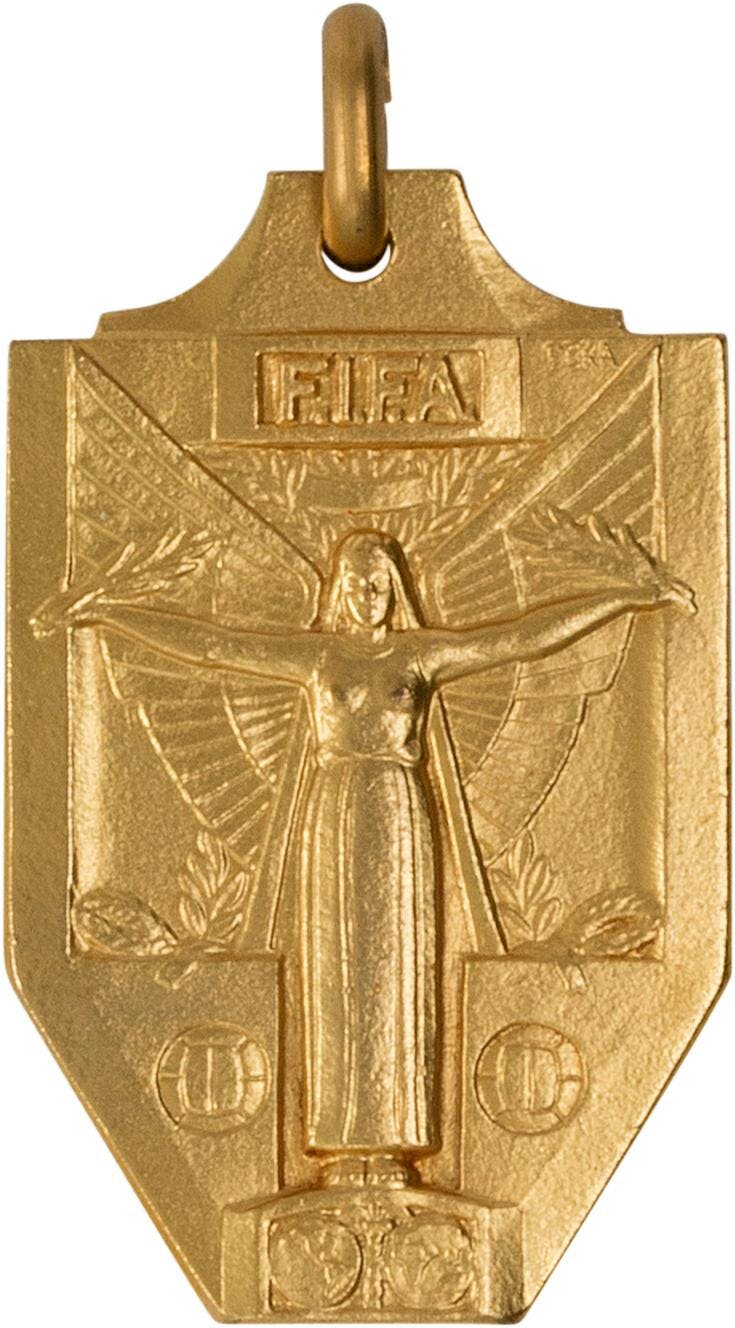 1966 FIFA World Cup winner's medal  © FIFA Museum, Zürich