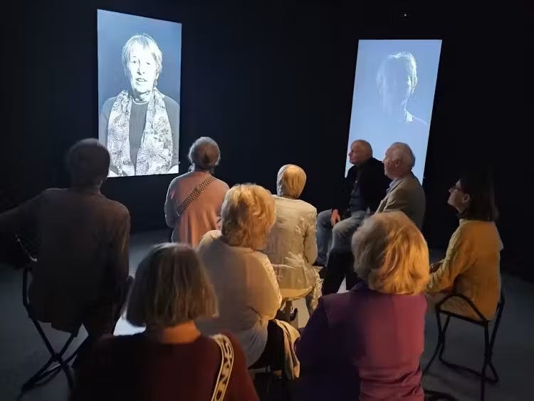 3829e7e4 0b42 f8b0 f1f0ec242a955748