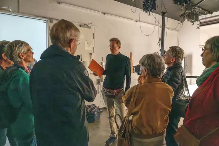 905faccd bc9e 9195 5b8c21e66ebf5c74